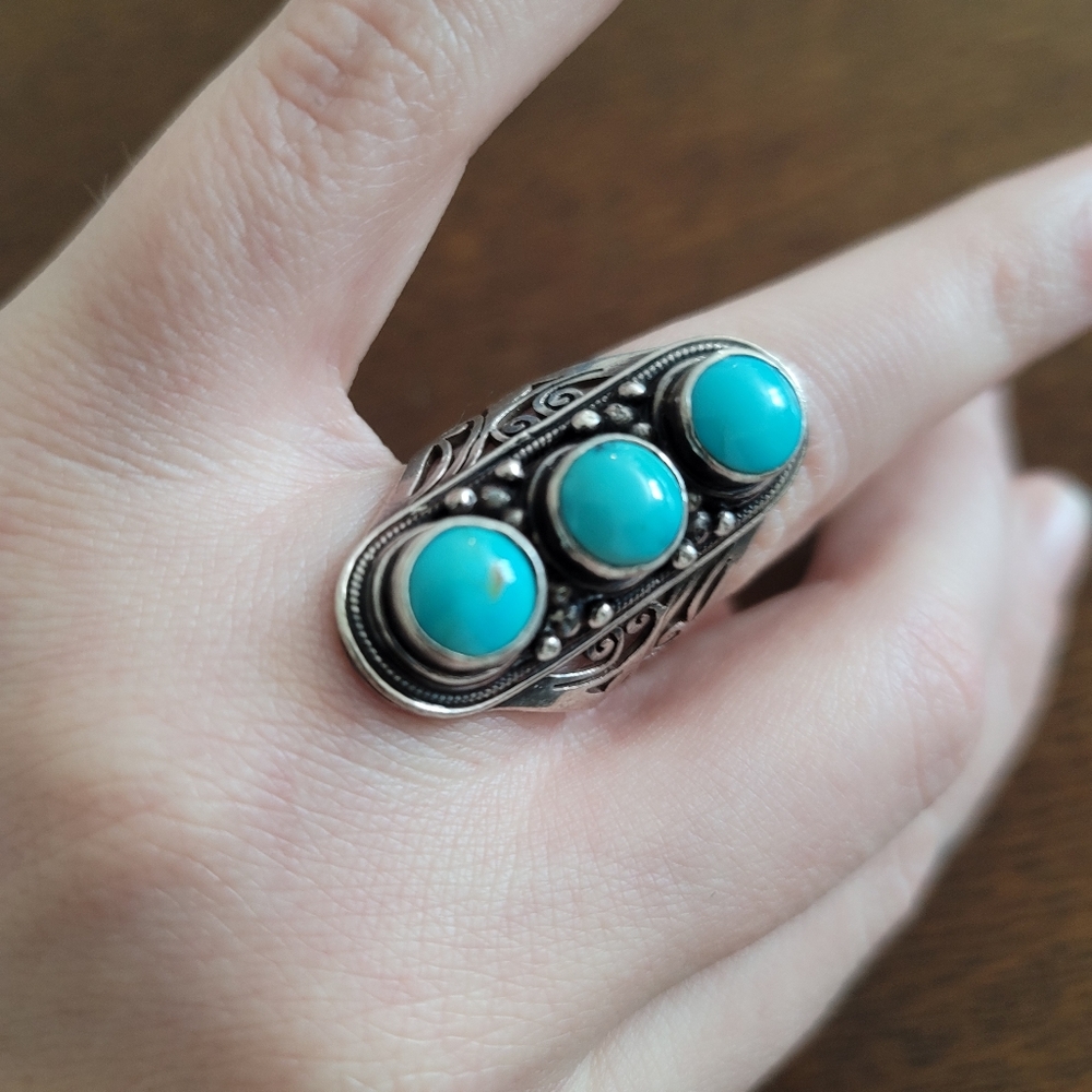 Silver Triple Turquoise ring - Picture 3 of 16